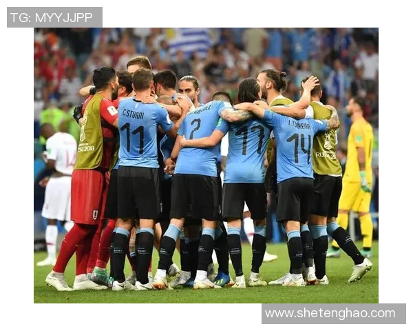 足球明星如何创造进攻机会助力球队赢得比赛的关键策略与技巧分析