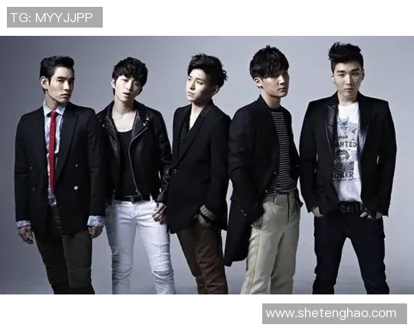 足球明星帅哥动漫壁纸精选展现运动魅力与青春风采的完美结合