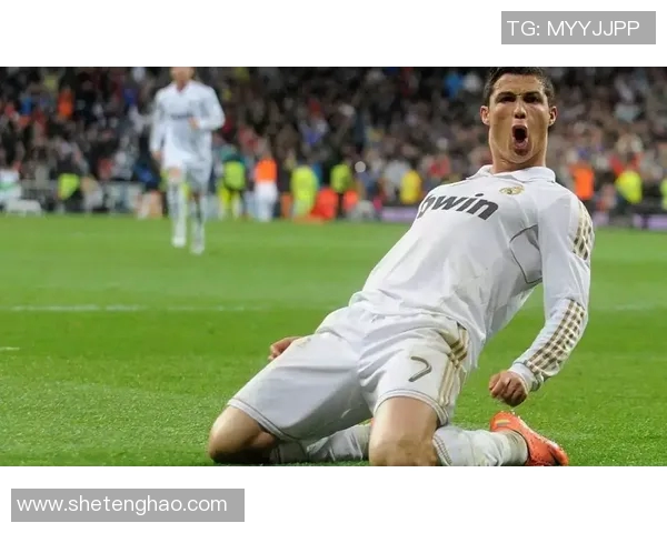 全球足球明星全景展示及其精彩瞬间图片合集